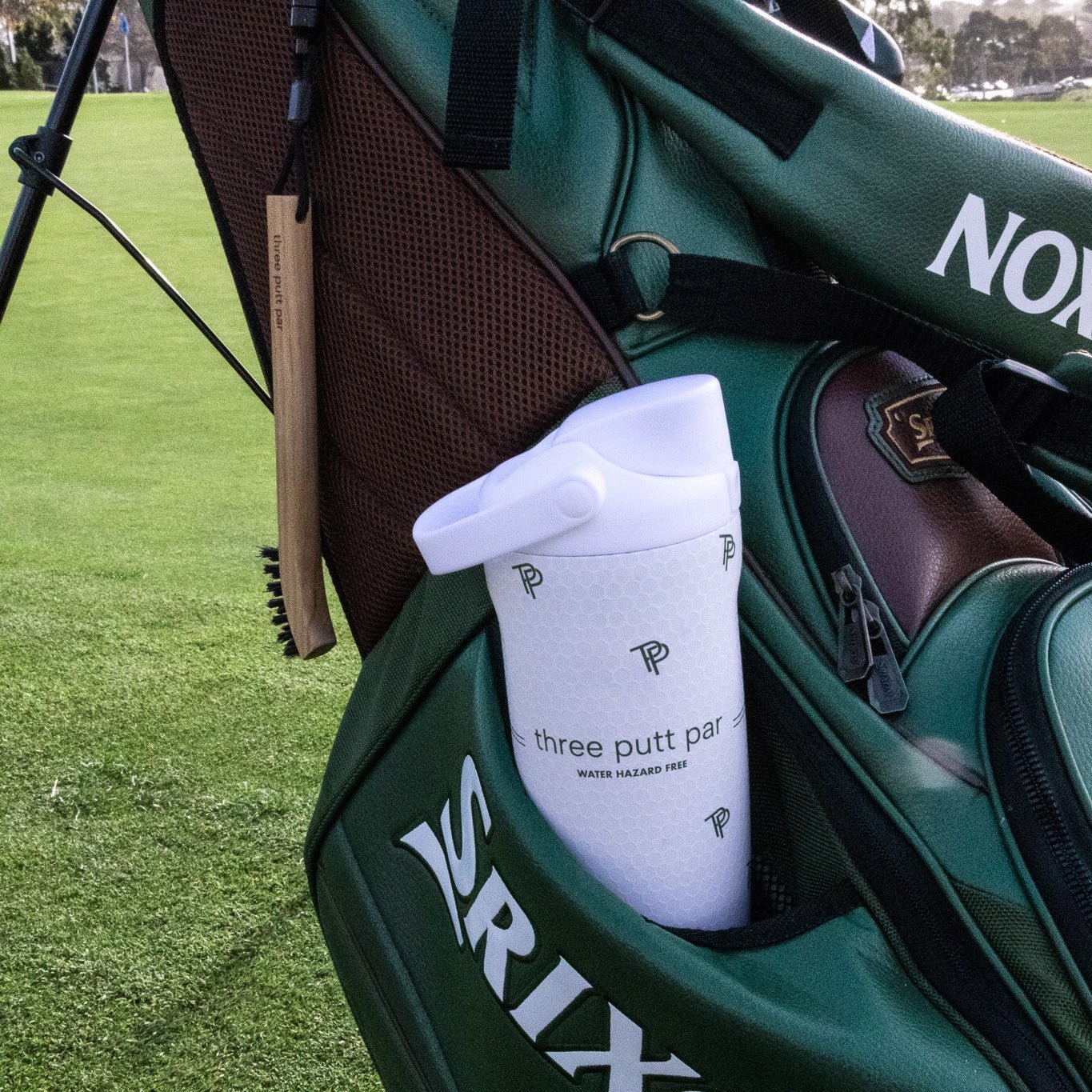 Drink Bottle - White (Golf Ball Texture) - Three Putt Par