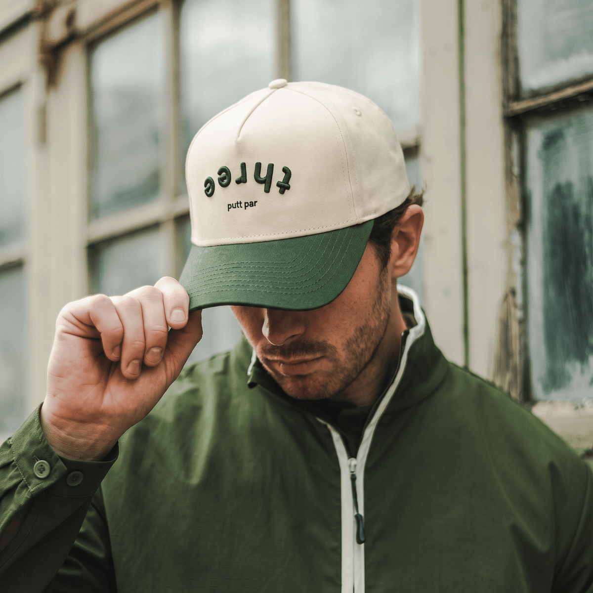 Three Putt Snapback | Cream w/ Green Brim - Three Putt Par